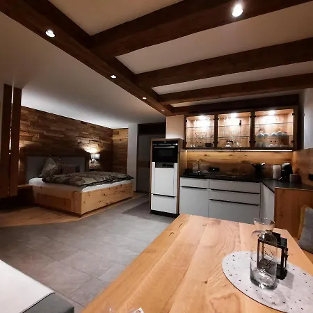 Lena Apartment Obertilliach